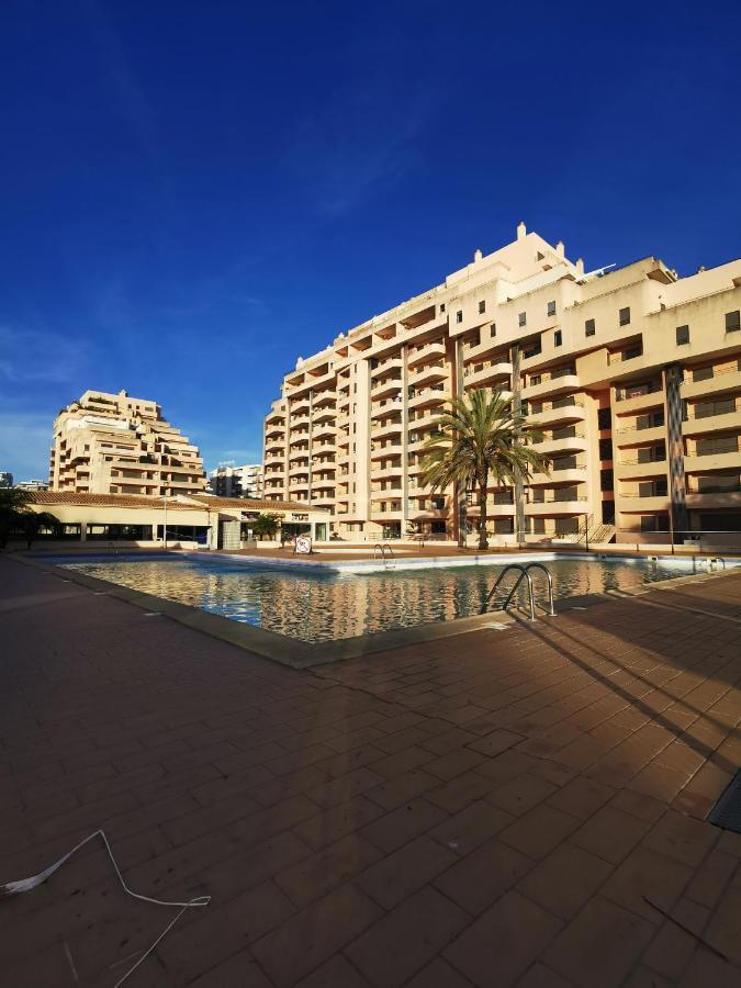 Logement Terrain De Tennis/Piscine 800M De La Mer Portimao Exterior photo